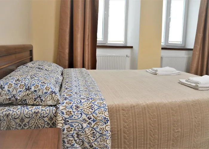 公寓 у князя лева поряд площі ринок At Duke's Aparment Next To Rynok Square